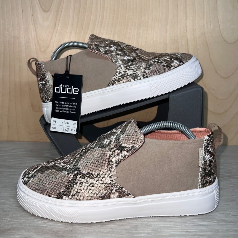 Hey Dude Peyton Snake Skin Print Brown / Gold 121791558 Women's 6
